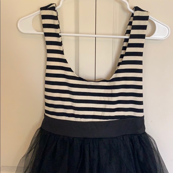 Gorgeous tutu dress - Picture 3 of 5